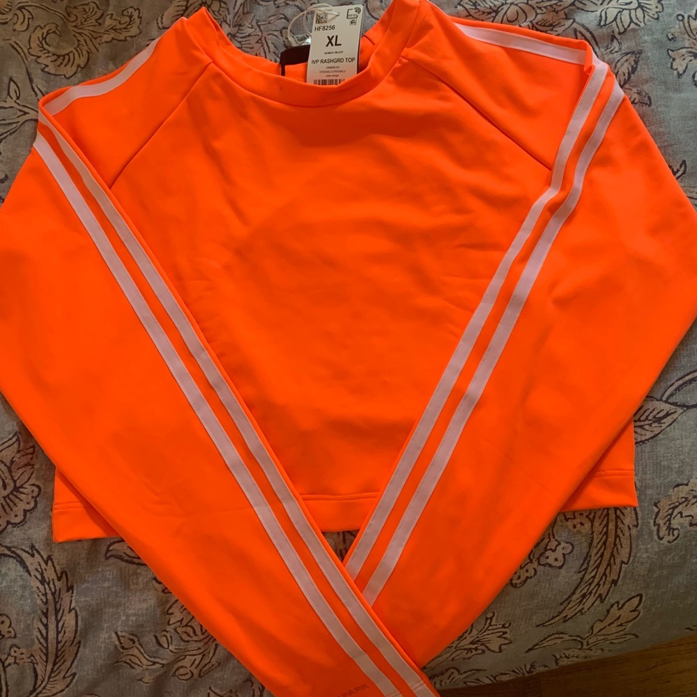Ivy Park: Neon Collection